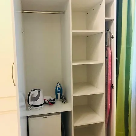 Апартамент Cozy Julia's Place