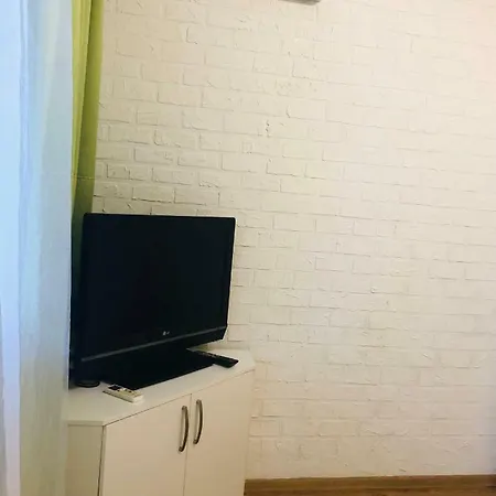 Cozy Julia's Place Апартамент *